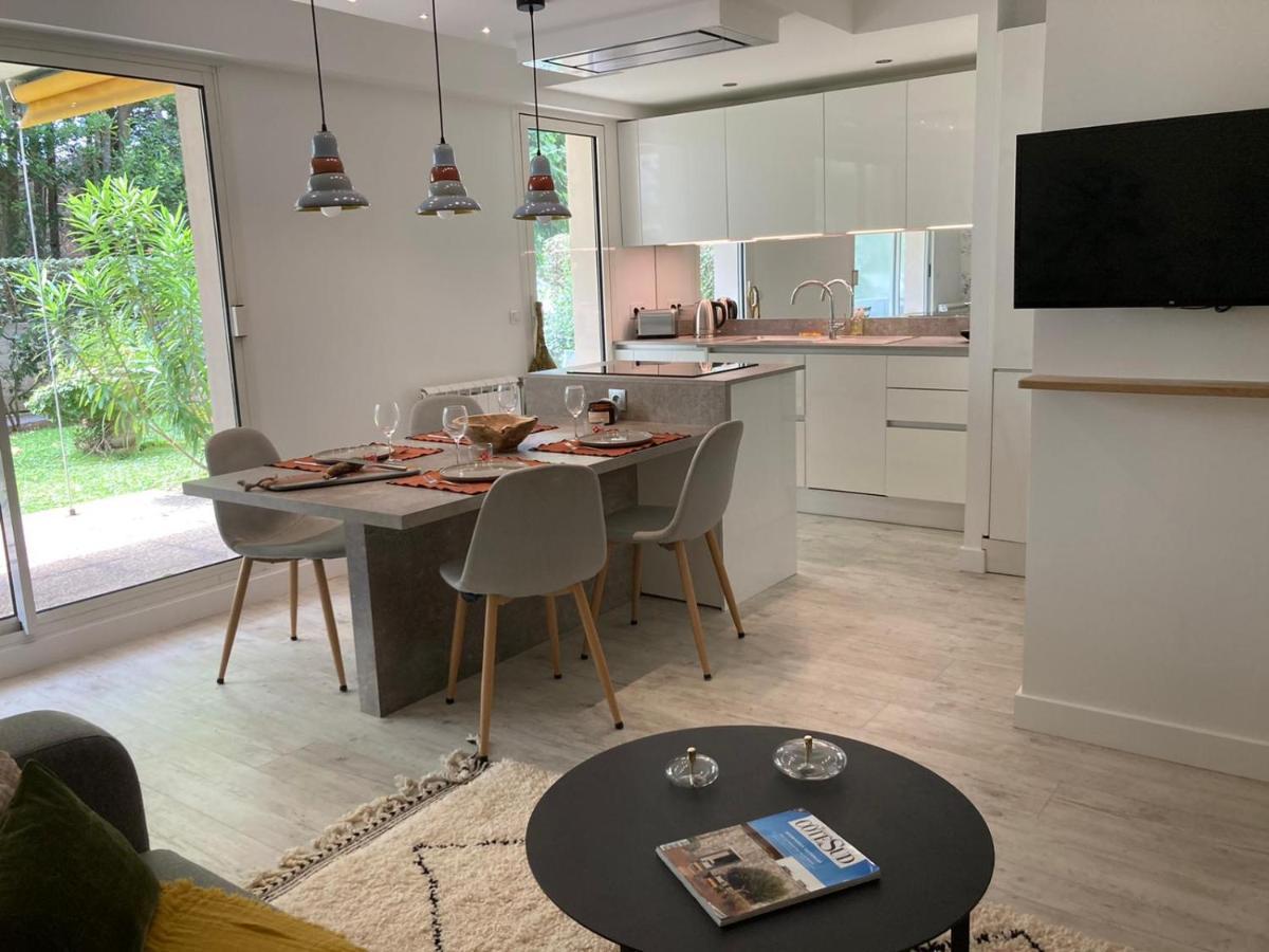 Superbe Appartement Avec Jardin Saint Charles Biarritz Zewnętrze zdjęcie